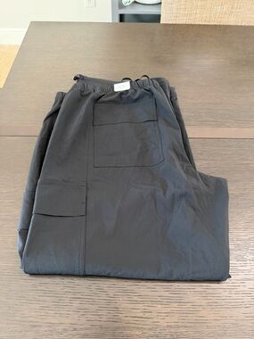 PINK Victoria Secret Tech Stretch Cargo Pants